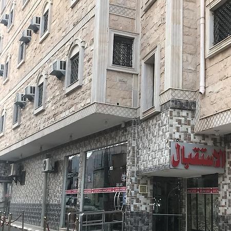 لمسات ذهبية للوحدات السكنية Muhayil Luaran gambar