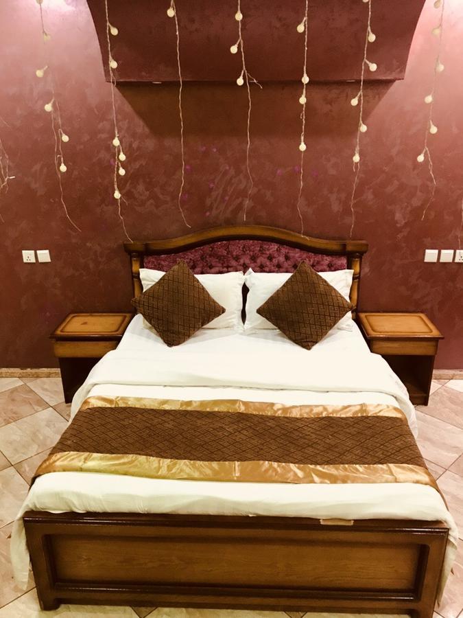 لمسات ذهبية للوحدات السكنية Muhayil Luaran gambar