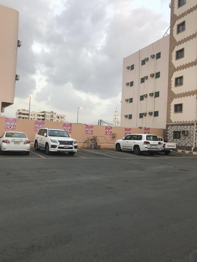 لمسات ذهبية للوحدات السكنية Muhayil Luaran gambar